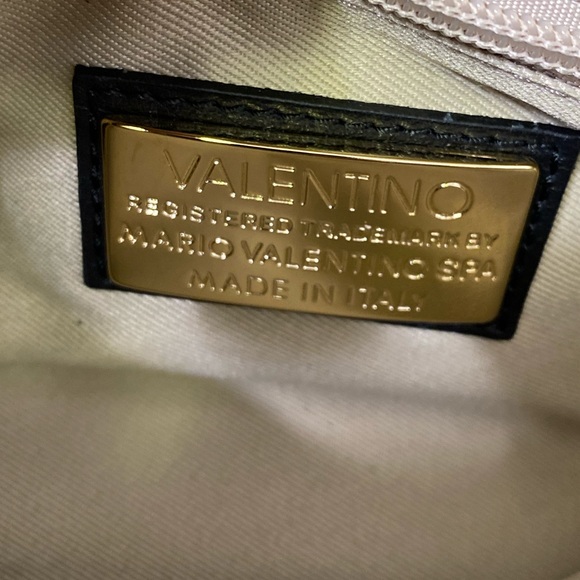 Valentino by Mario Valentino Lynn Shoulder Bag - Picture 11 of 13